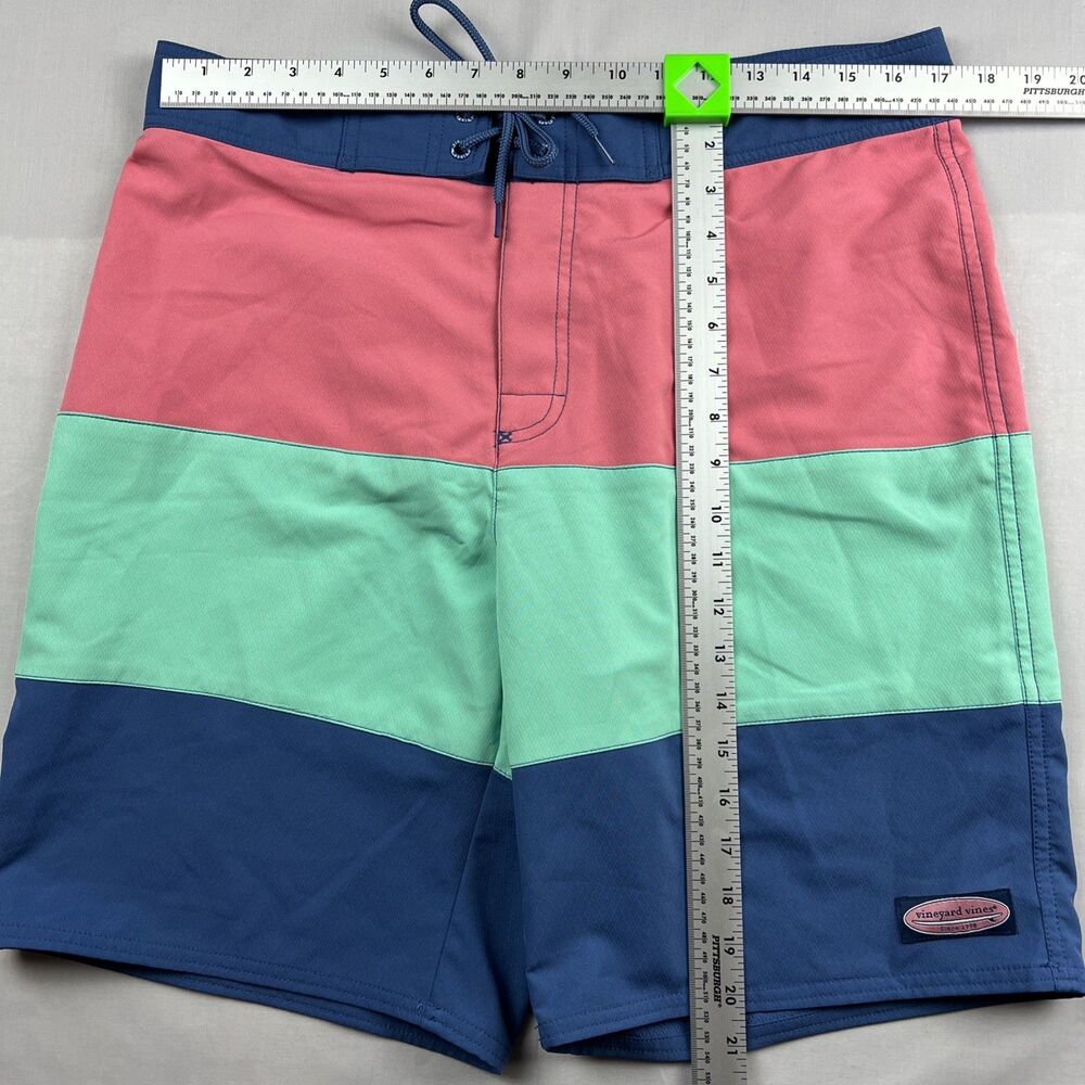 Vineyard Vines Swimsuit Men’s Color Block 34 No Liner NWOT - Picture 7 of 7